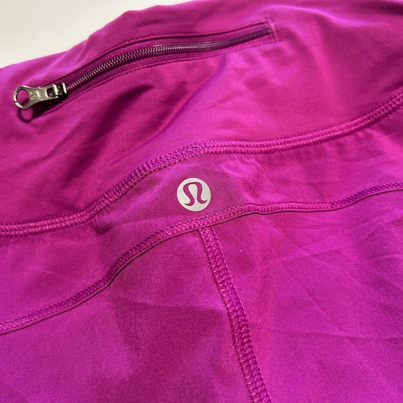 Lululemon Athletica Speed Up Purple Mosaic Shorts - Picture 4 of 9